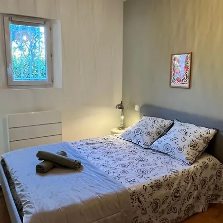 Quiet Apartman *